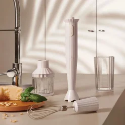 Batidora de mano con accesorios Plisse Alessi