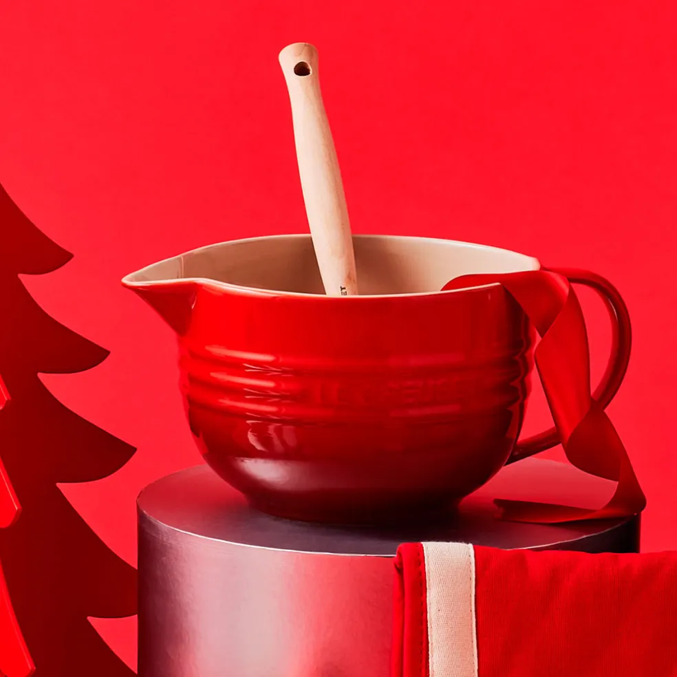 Bol cerámico con asa y pico vertedor de Le Creuset