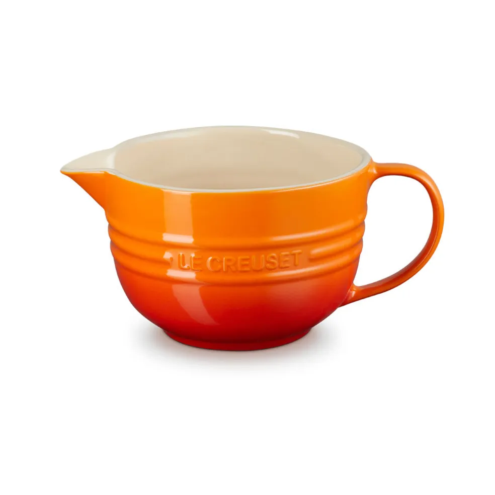 Bol cerámico con asa y pico vertedor de Le Creuset