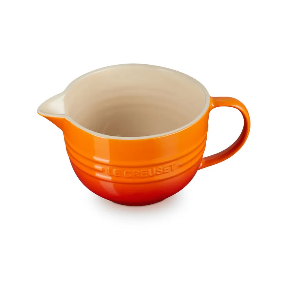 Bol cerámico con asa y pico vertedor de Le Creuset