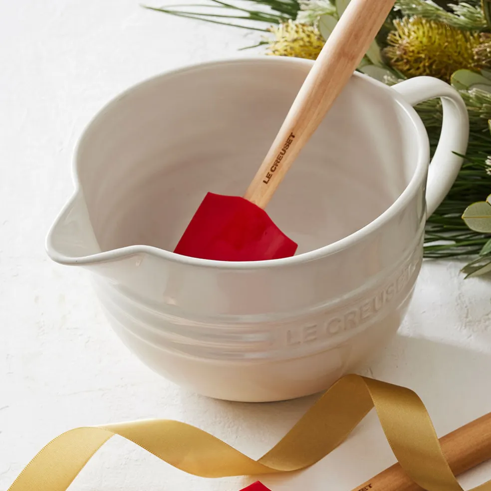 Bol cerámico con asa y pico vertedor de Le Creuset