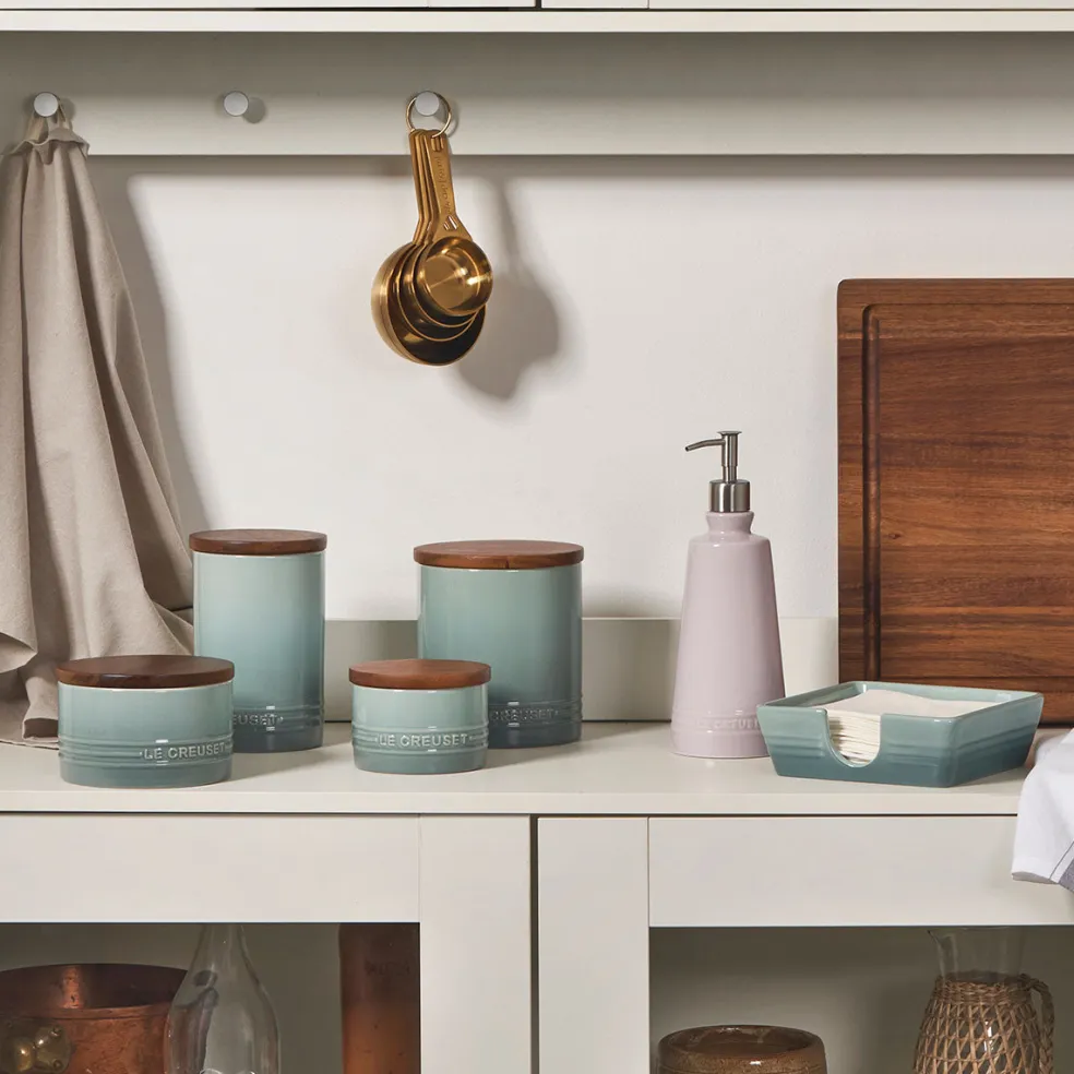 Bote cerámico con tapa de madera Signature Le Creuset