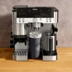 Cafetera Expresso 3 en 1 Ninja Luxe Café Premier ES601 Ninja®