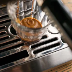 Cafetera manual Barista Express de Sage