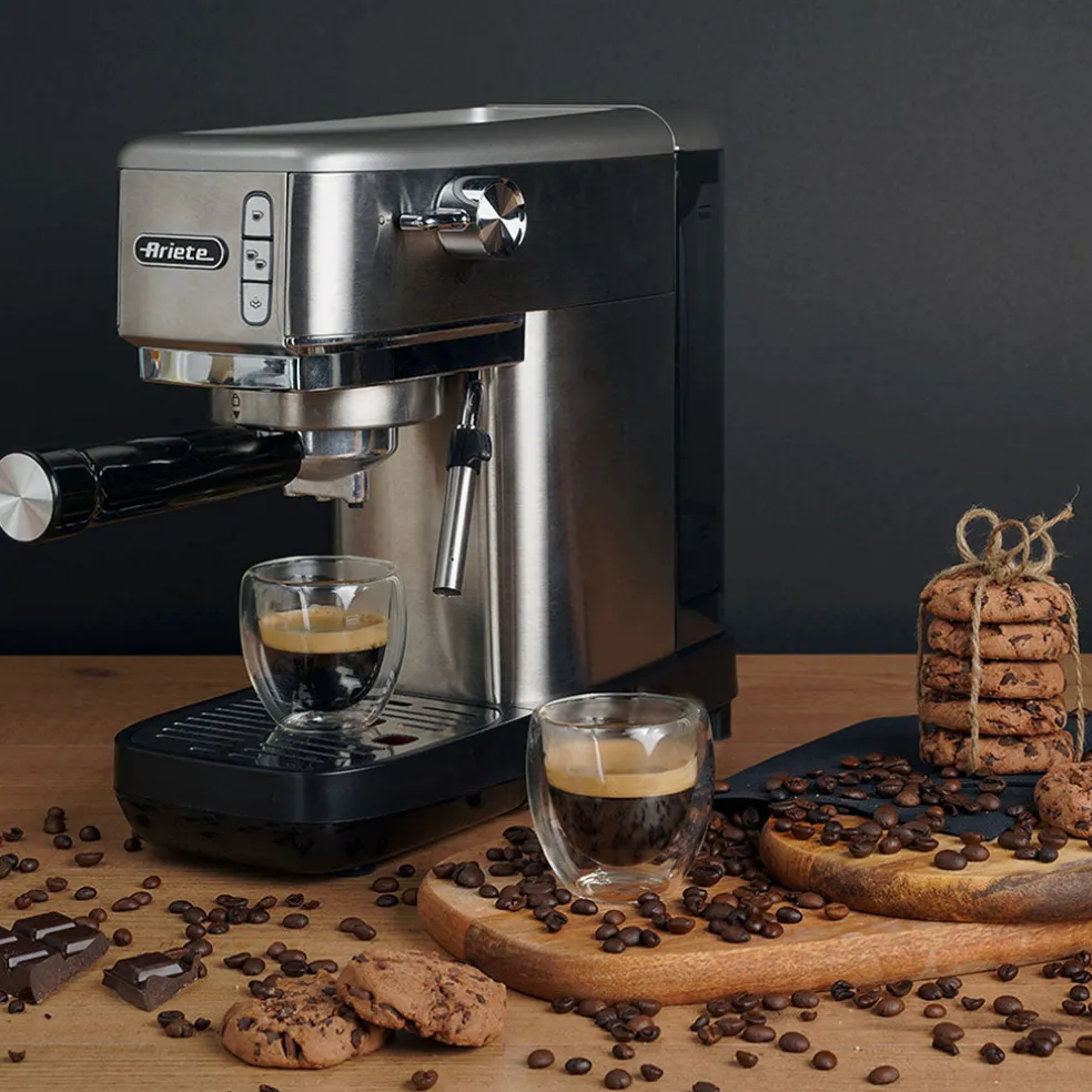 Cafetera Slim Espresso de metal para café molido Ariete