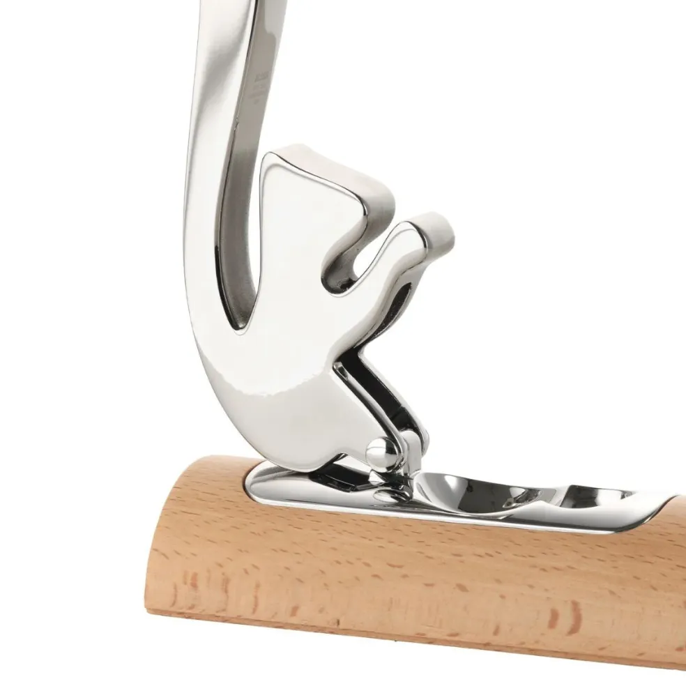 Cascanueces Scoiattolo de acero con base de madera Alessi