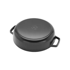 Cocotte baja tipo cacerola de hierro fundido Staub