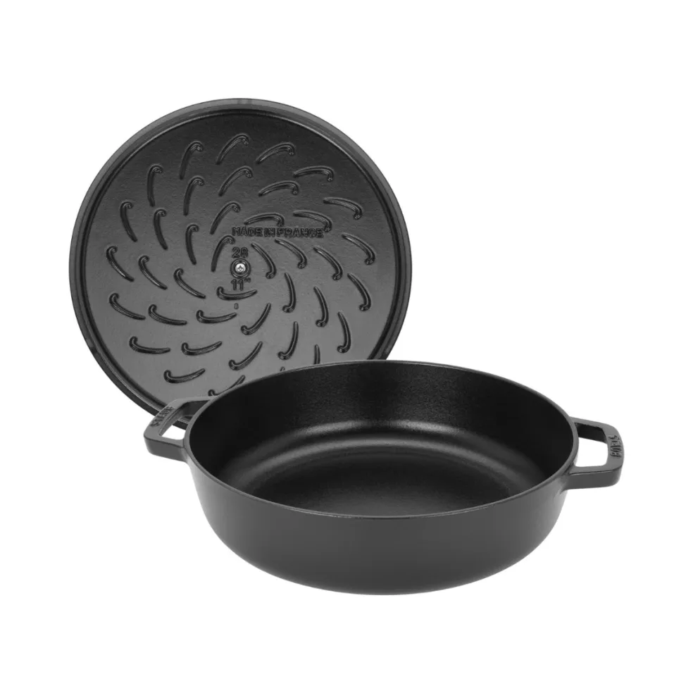 Cocotte baja tipo cacerola de hierro fundido Staub
