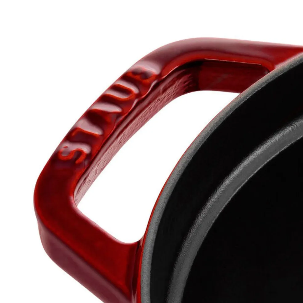 Cocotte de hierro fundido ovalada Staub
