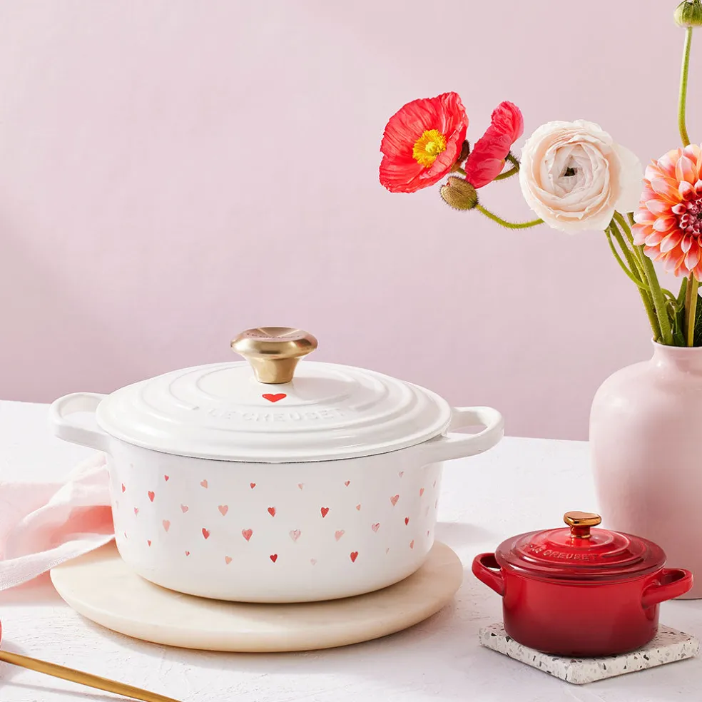 Cocotte redonda con corazones Le Creuset