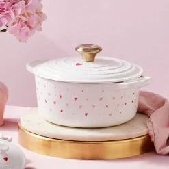 Cocotte redonda con corazones Le Creuset