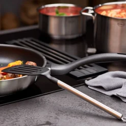 Conjunto de 3 utensilios de cocina de nailon con mango de inox Basic Line Rösle