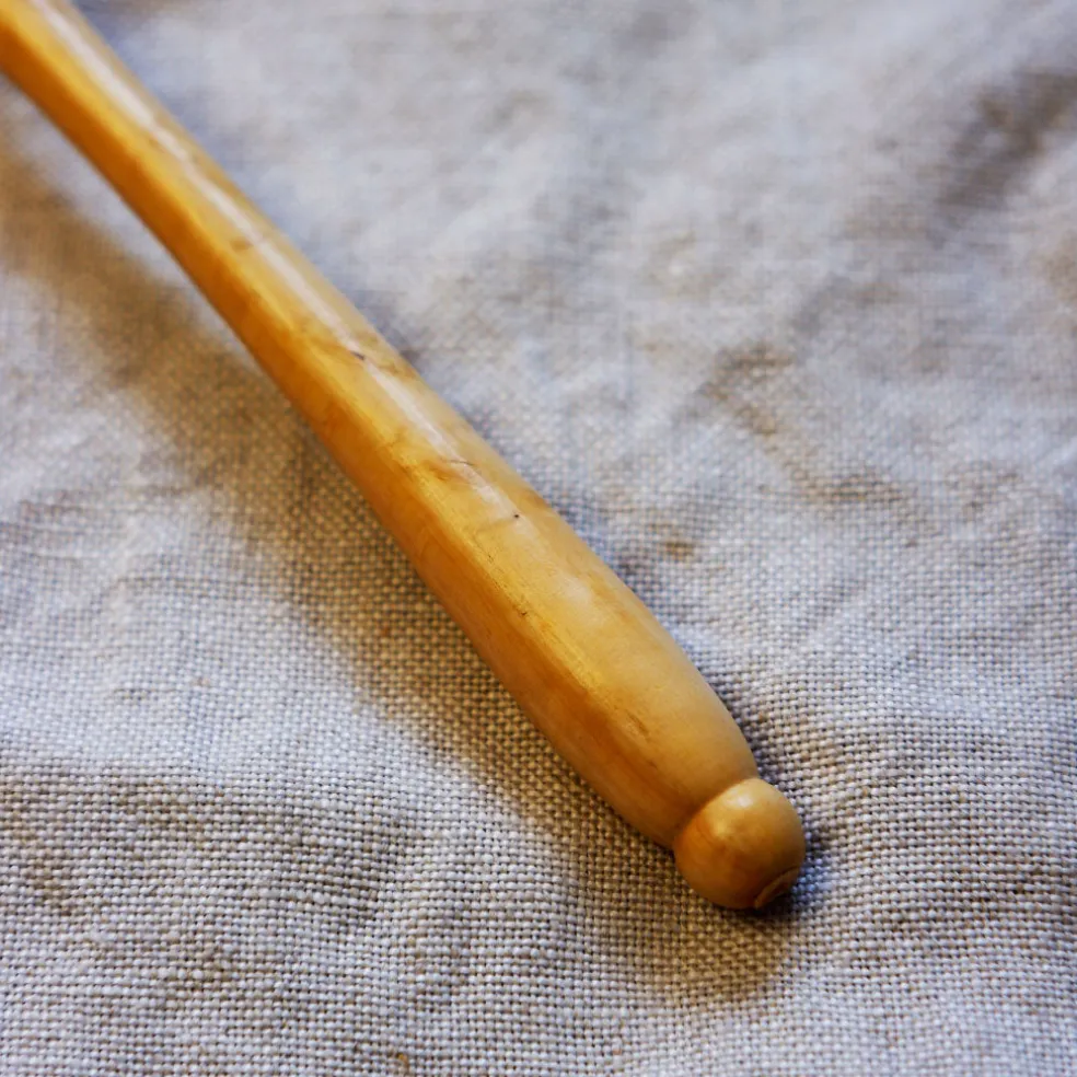 Cuchara de madera para aceitunas de Roger Orfevre
