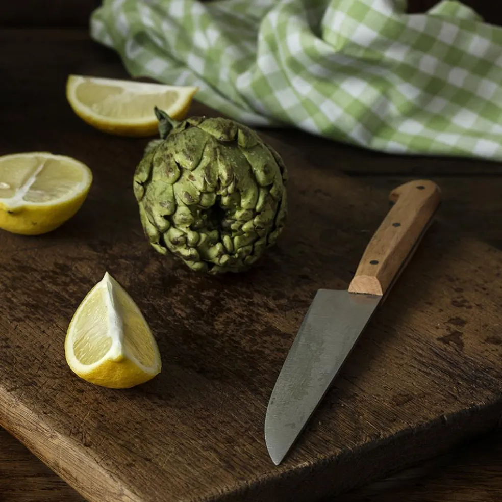 Cuchillo de cocina Pallarès de acero carbono con mango de haya