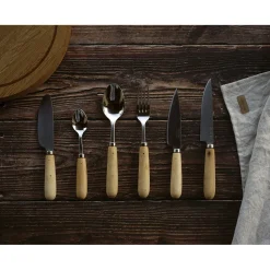 Cuchillo de mantequilla, paté y sobrasada Pallarès