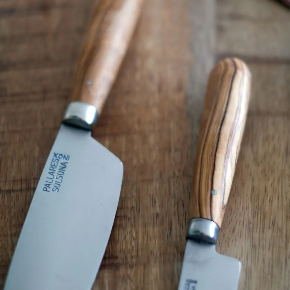 Cuchillos de cocina con mango redondo de olivo Pallarès
