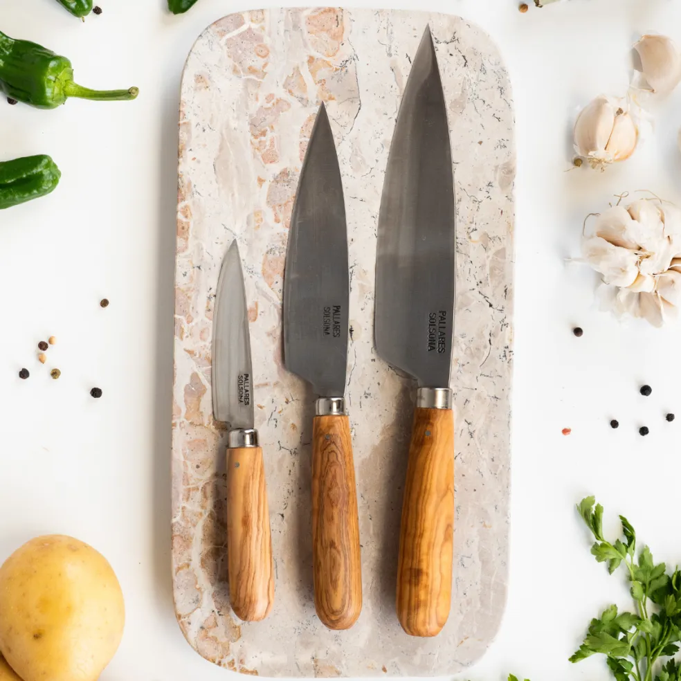 Cuchillos de cocina con mango redondo de olivo Pallarès