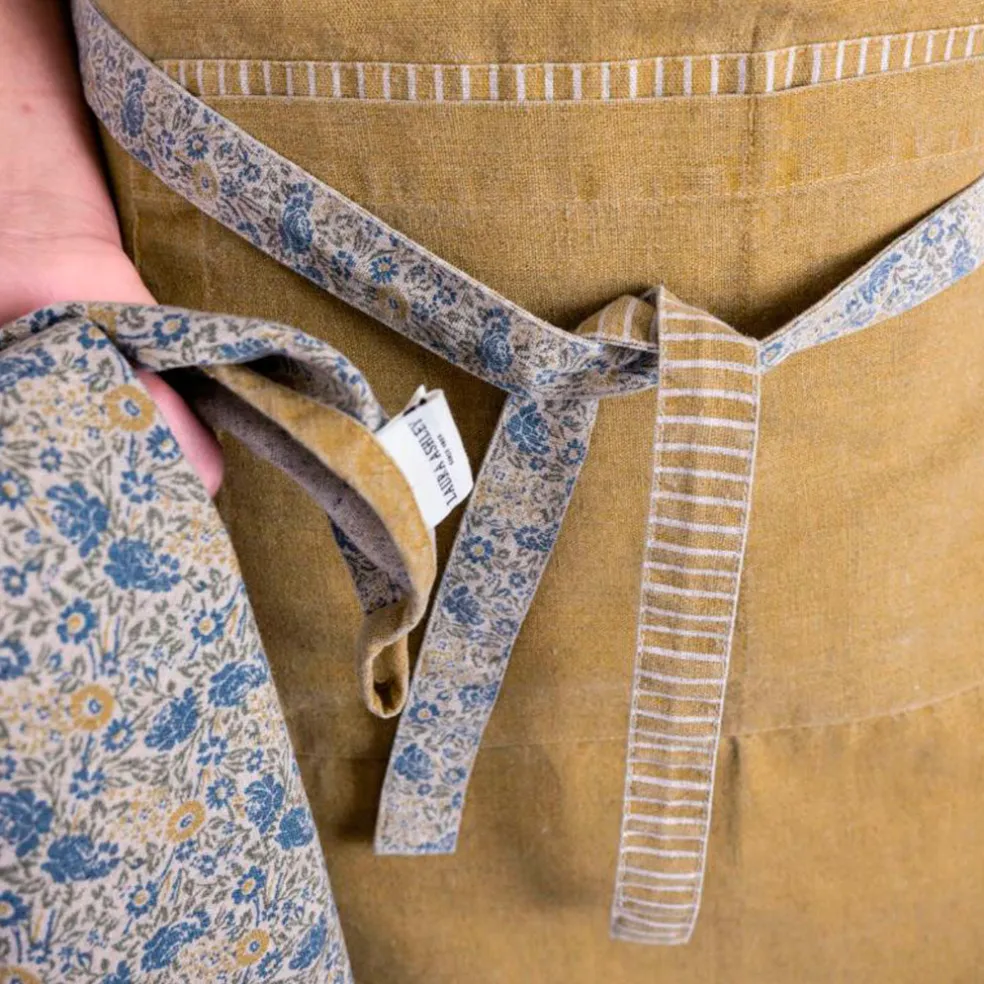 Delantal Linen Collection de Laura Ashley
