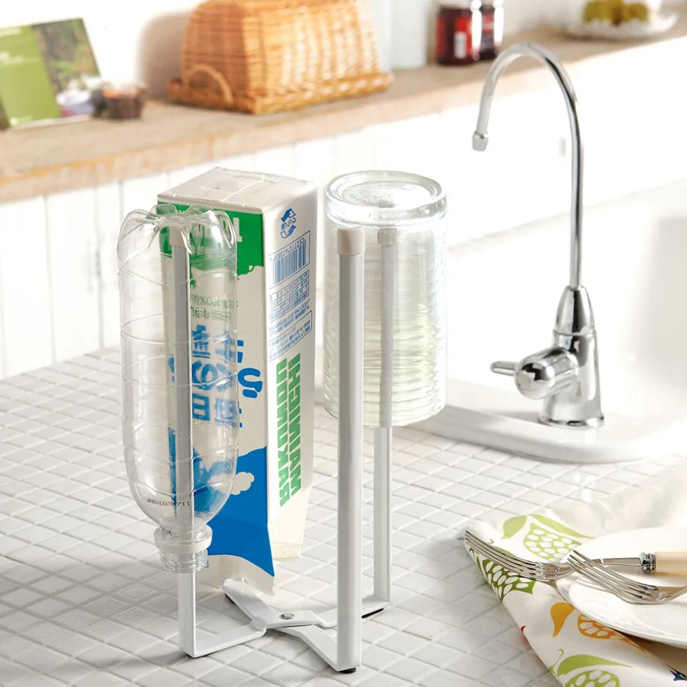 Escurridor de botellas y Soporte de cocina multiusos Tower Yamazaki