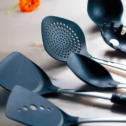 Espátula perforada Black Edition Fissler