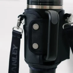 Estuche con cuerda para vaso con asa Quencher Stanley