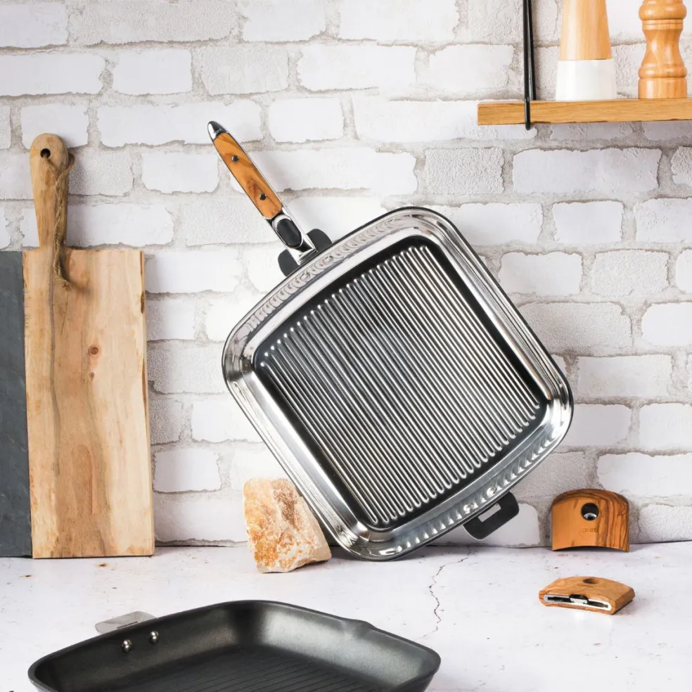 Grill de acero inoxidable multicapa Casteline Cristel