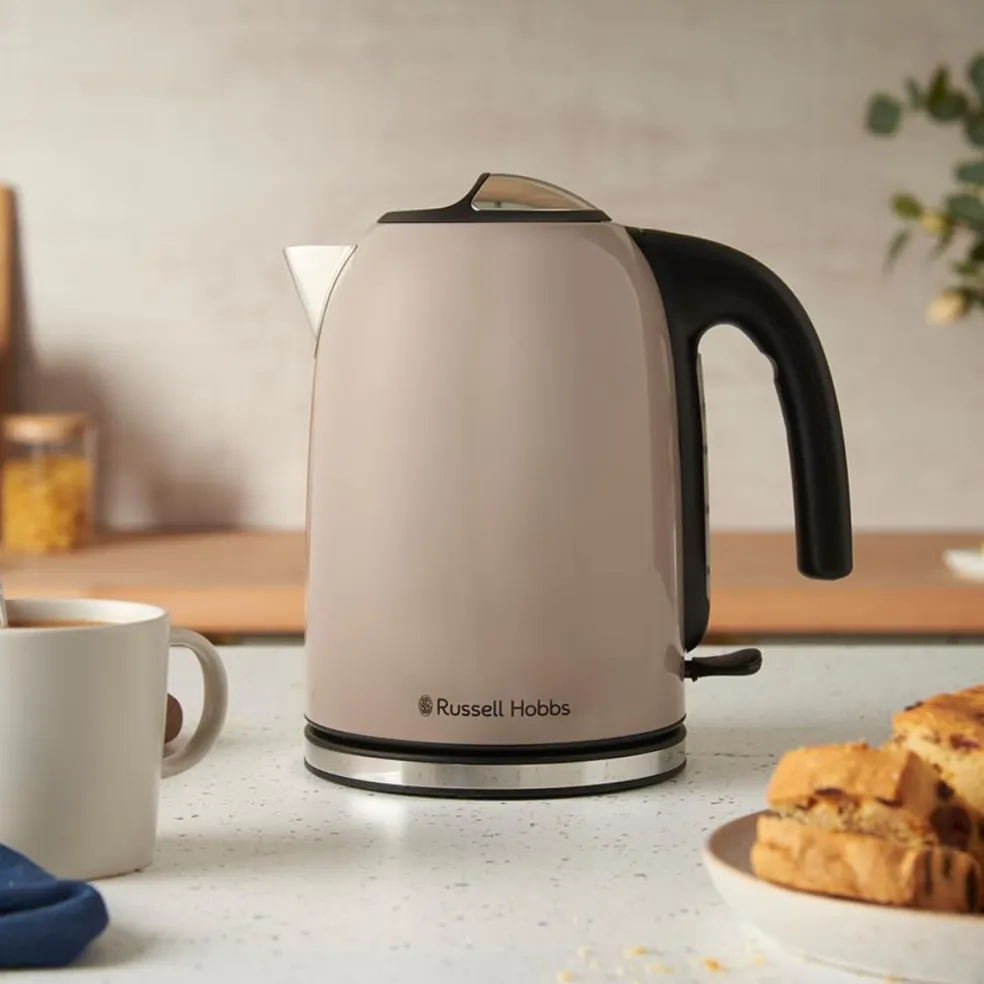 Hervidor Colours Plus + Russell Hobbs