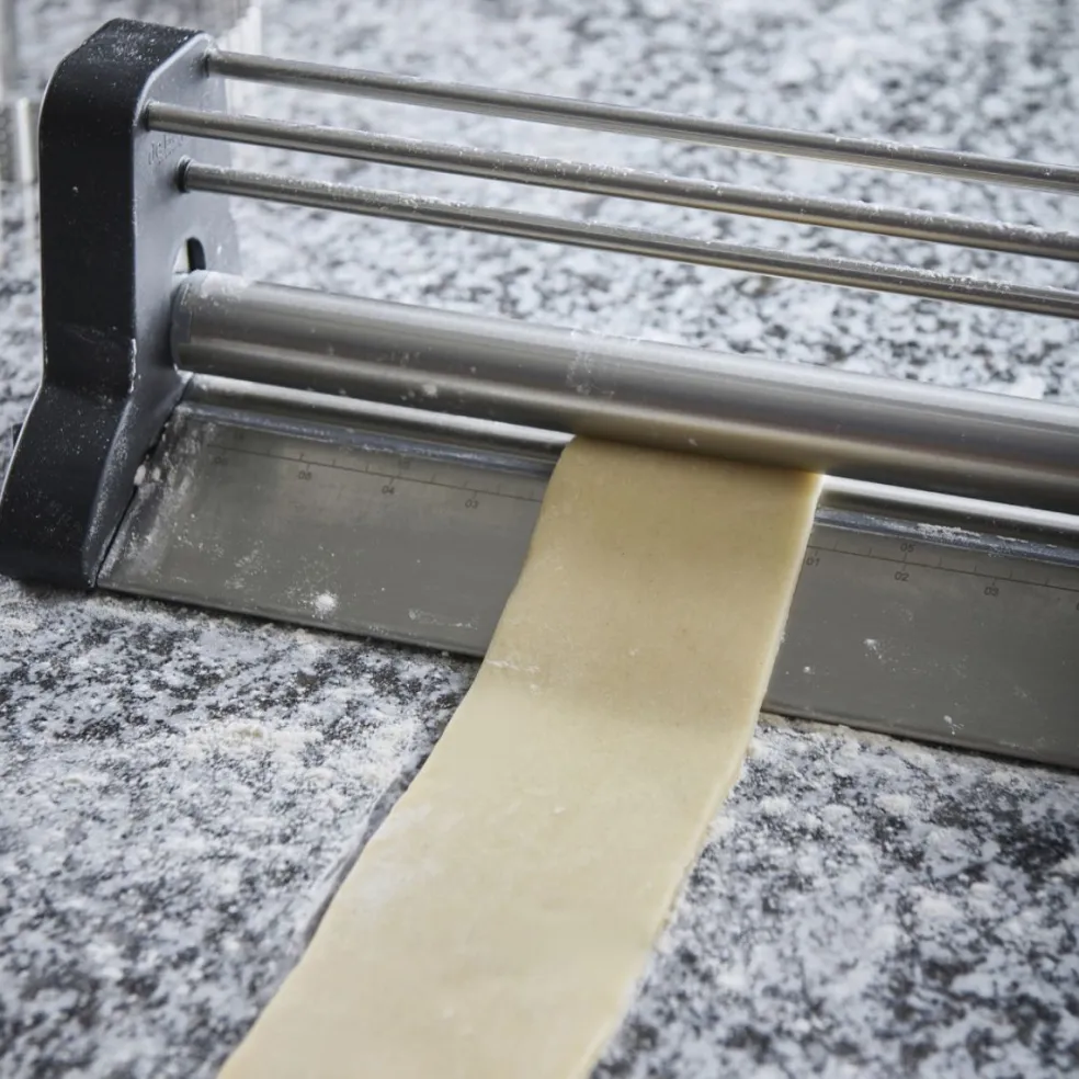 Laminadora PRO manual para masas De Buyer