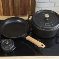 Mini cocotte de hierro fundido Staub