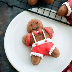 Molde aluminio Gingerbread Kids Nordic Ware