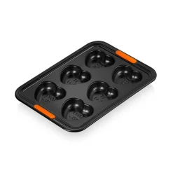 Molde 6 bizcochos corazón con mensaje Le Creuset