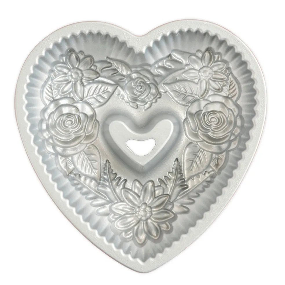 Molde corazón floral Bundt Nordic Ware