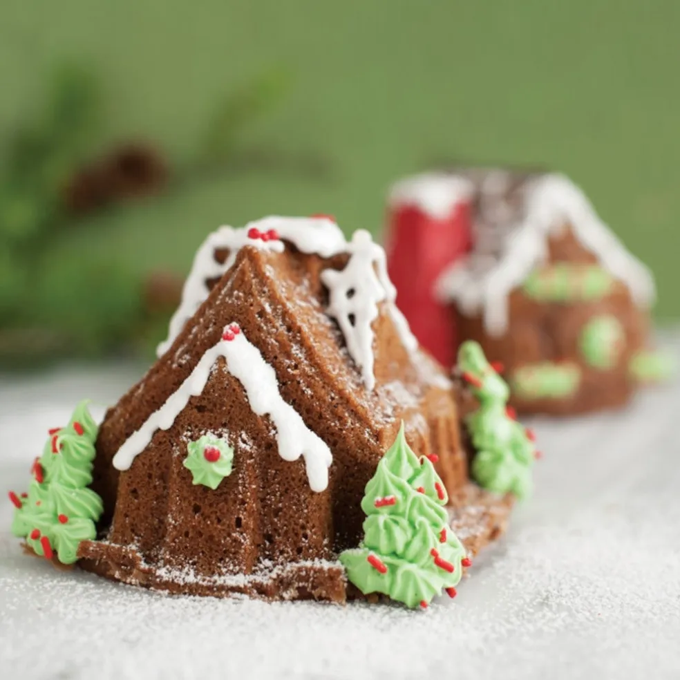 Molde Gingerbread House Duet Nordic Ware