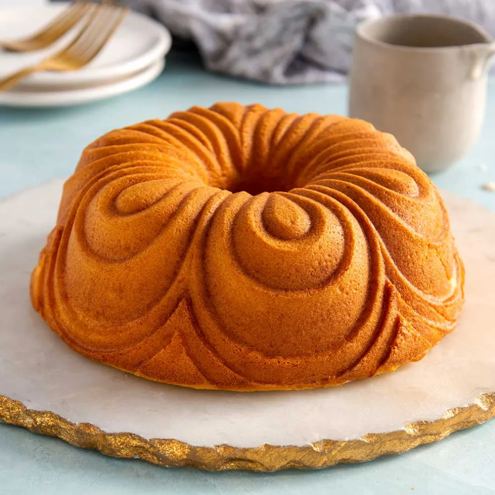 Molde Gold Chiffon Bundt Nordic Ware