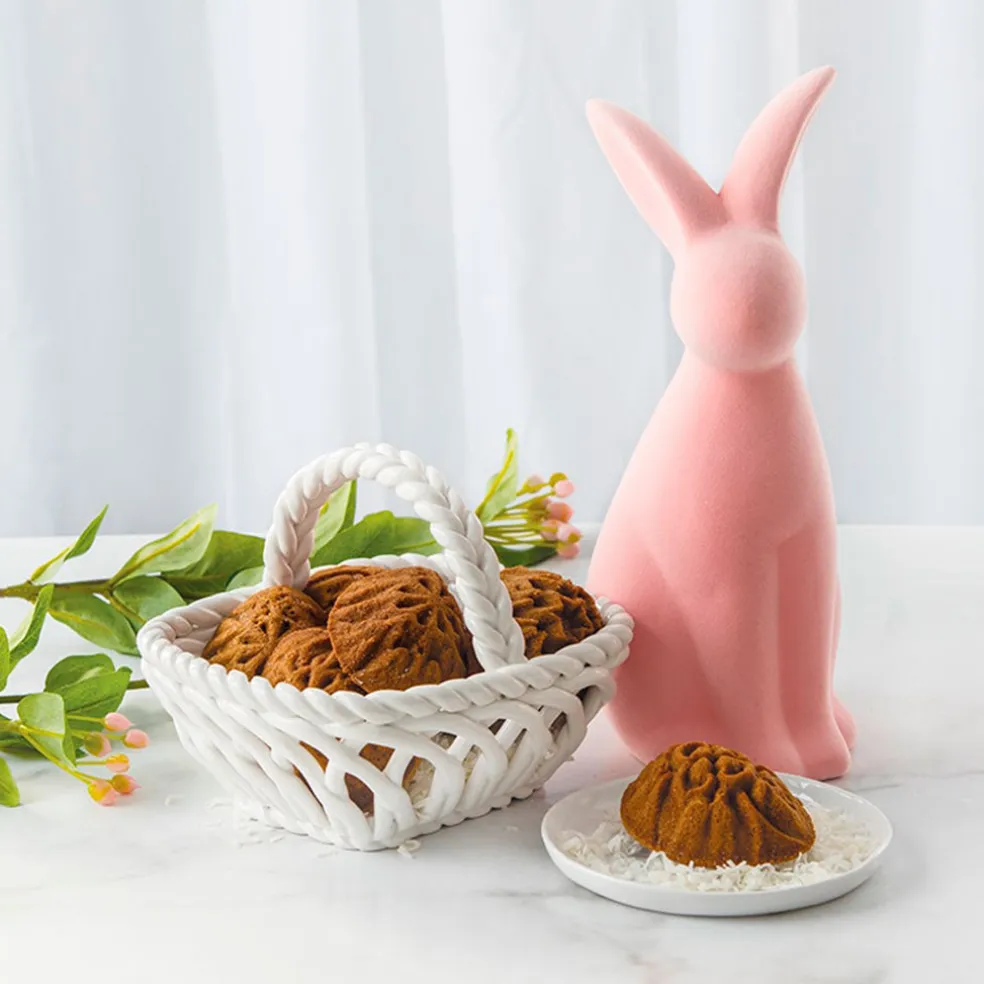Molde Ornamental Egg Cakelet Nordic Ware