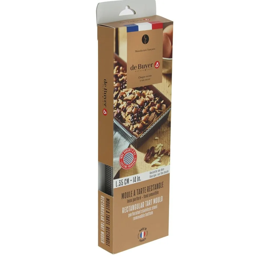 Molde rectangular perforado con papel de hornear De Buyer