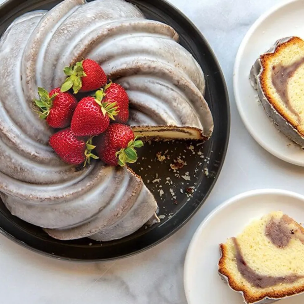 Molde Swirl Bundt Nordic Ware