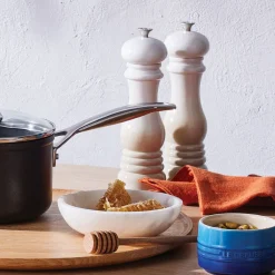 Molinillo de sal o pimienta Le Creuset