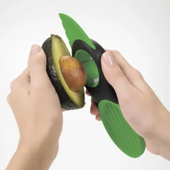 Pelador de aguacates 3 en 1 OXO