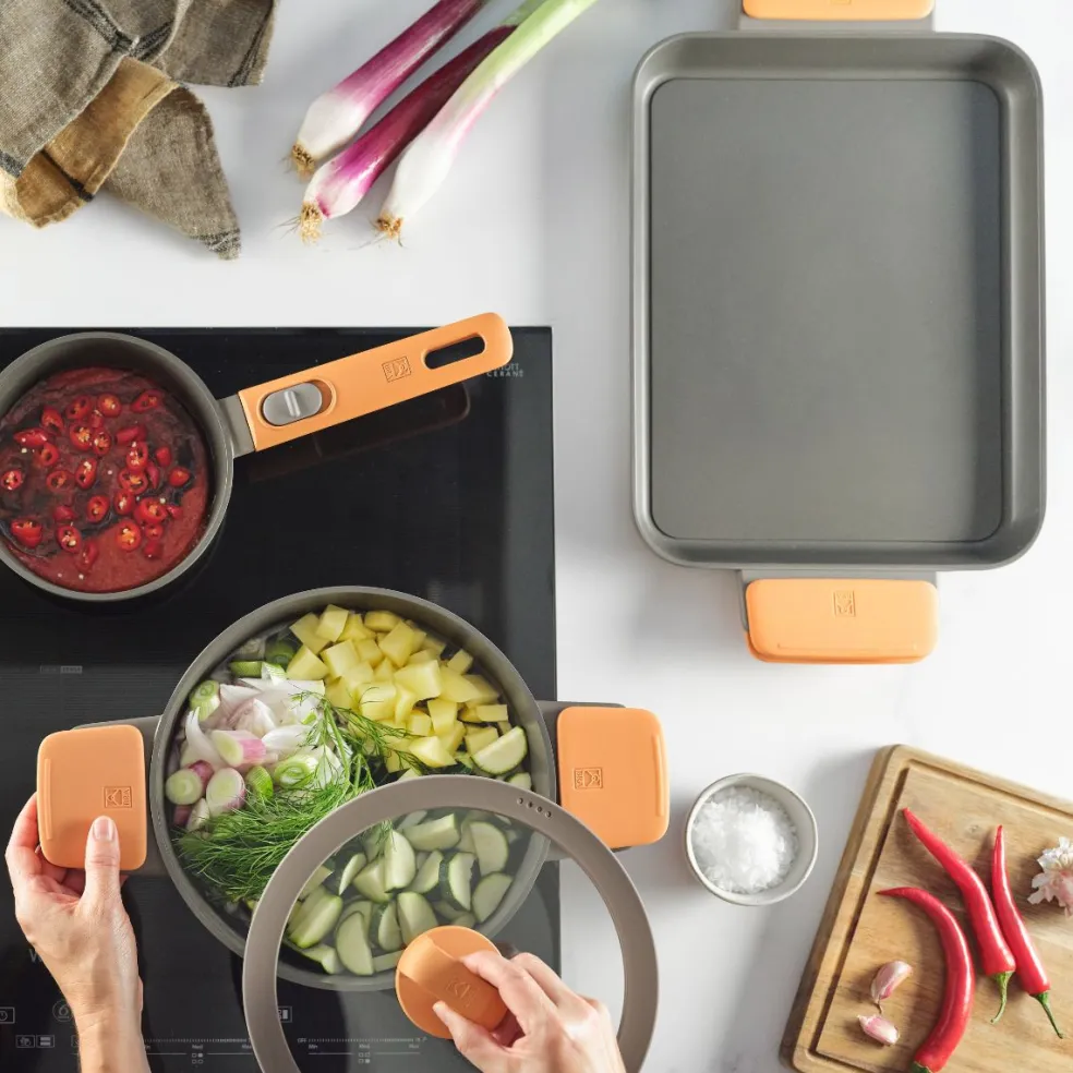 Plancha lisa antiadherente fuego y horno Compac Pro Bra