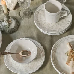 Plato postre irregular Artisan Collection de Laura Ashley