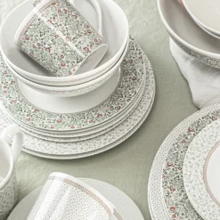 Platos de porcelana Wild Clematis Laura Ashley