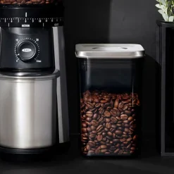 Recipiente tintado para café con tapa de acero y cuchara POP 2.0 STEEL OXO