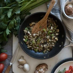 Sartén antiadherente Pro Le Creuset