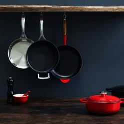 Sartén de hierro con mango de madera Le Creuset