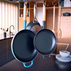 Sartén de hierro con mango de madera Le Creuset