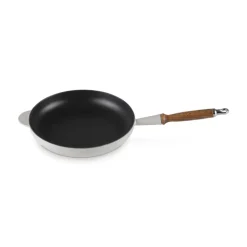 Sartén de hierro con mango de madera Le Creuset