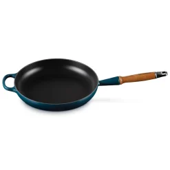 Sartén de hierro con mango de madera Le Creuset