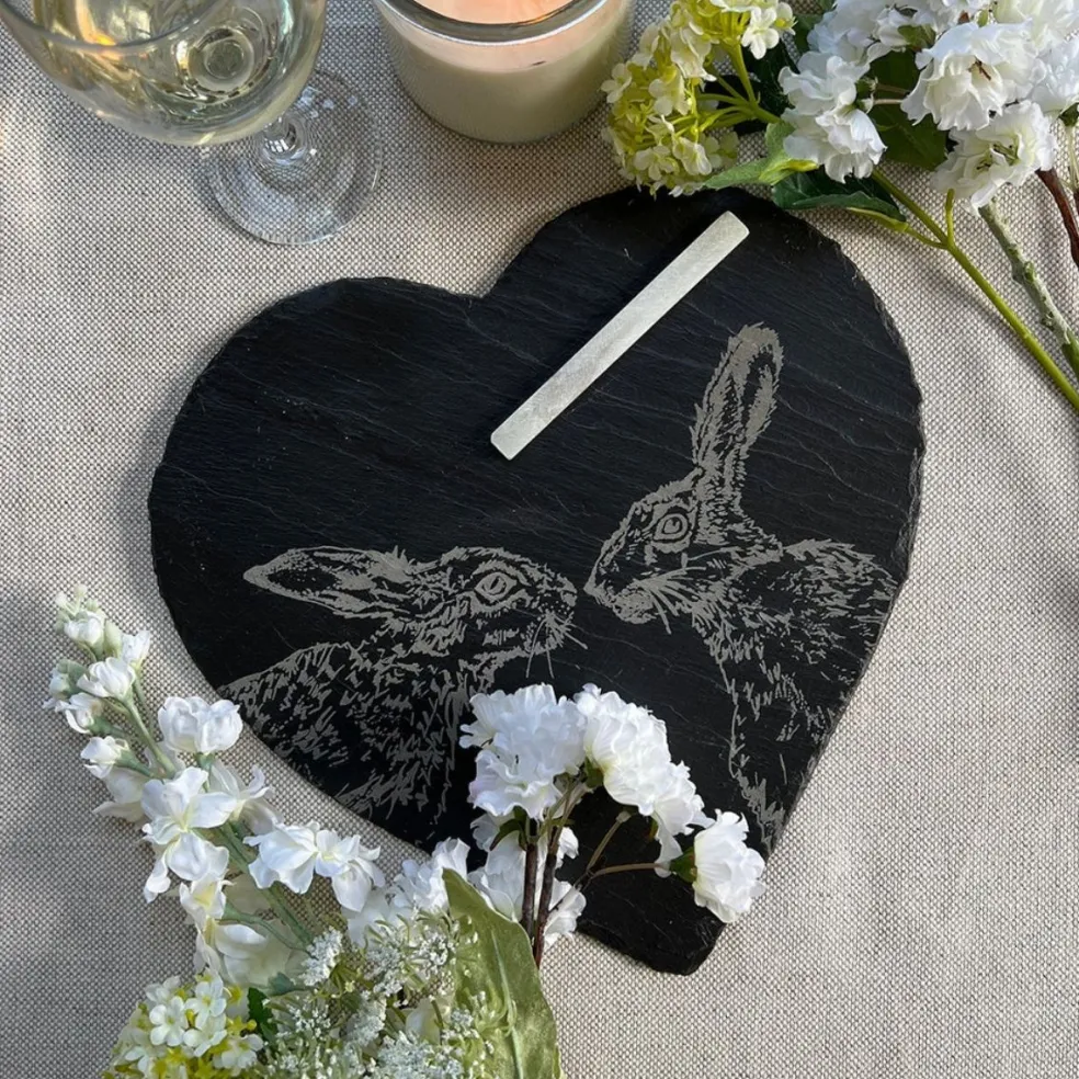 Tabla de pizarra corazón para quesos y aperitivos Selbrae